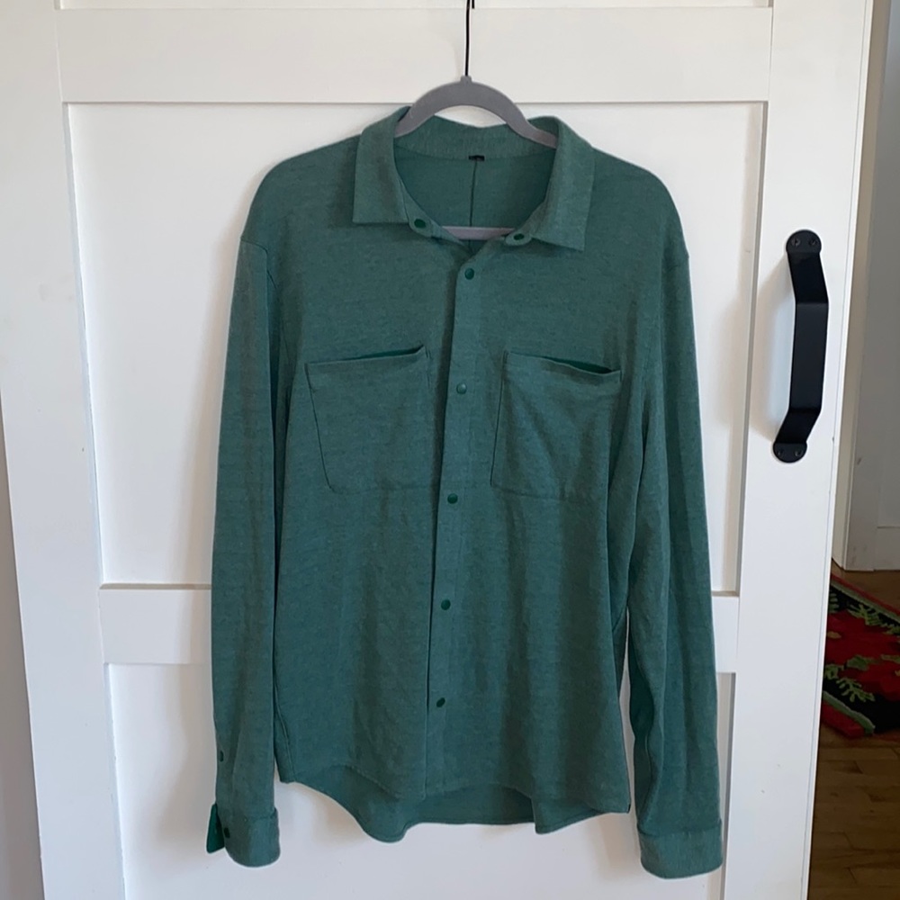 Lululemon mens soft knit over shirt in heather smoked spruce size L
